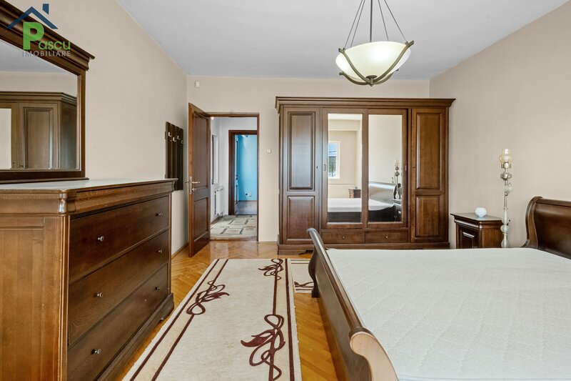 Brancoveanu, Alunisului, Vila S+P+1+M, 311 mpu, teren 200 mp, garaj