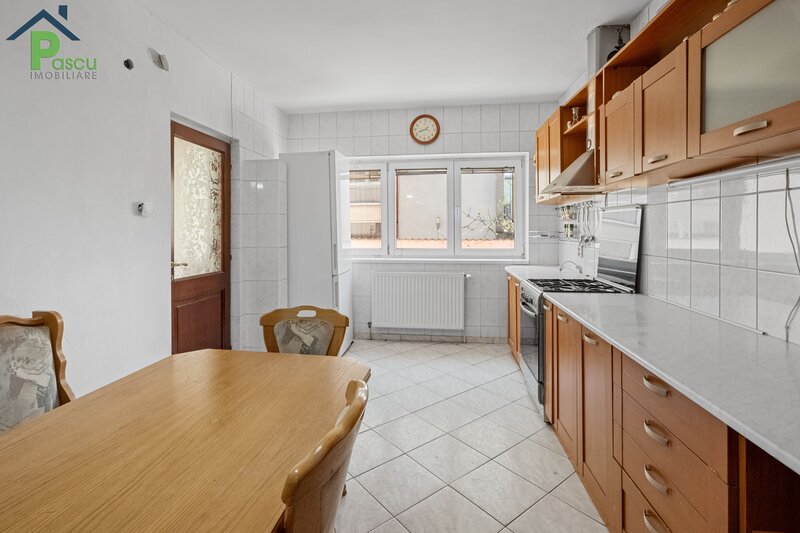 Brancoveanu, Alunisului, Vila S+P+1+M, 311 mpu, teren 200 mp, garaj